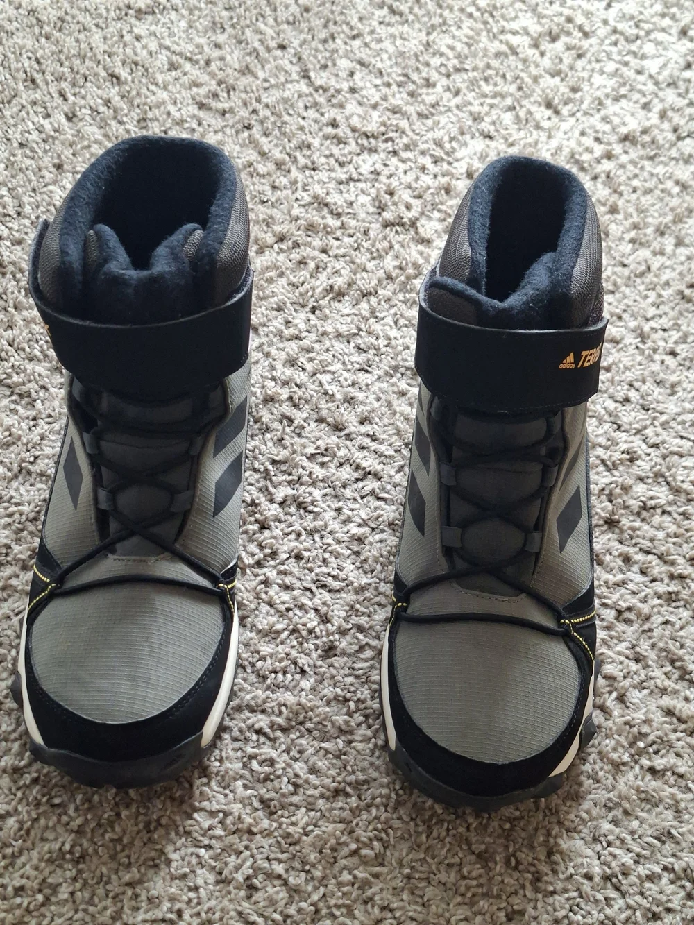 Adidas Terrex RAIN.RDY Winter Hiking Boots Gray/Black Men's Size 6.5 Waterproof